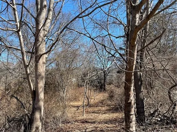 12 Marion St, Westerly, RI 02891