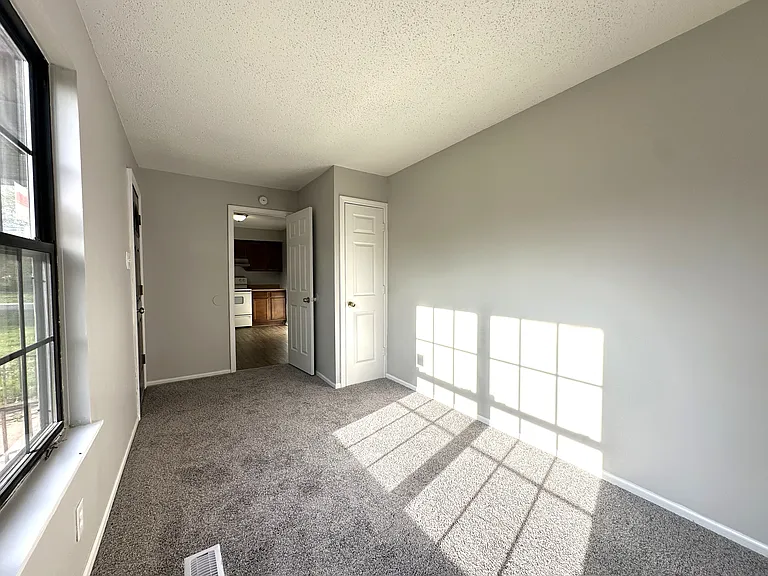 10063 Northgate Dr — Photo 11