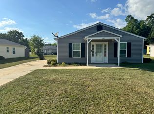 105 E North St, Warsaw, NC 28398