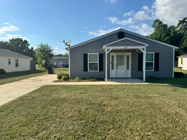 105 E North St, Warsaw, NC 28398