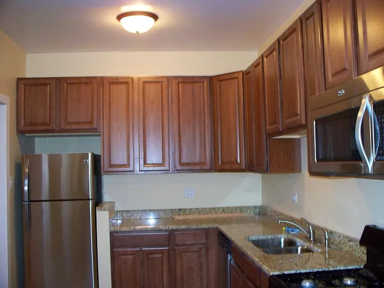 5121 S Ingleside Ave #1 — Photo 3