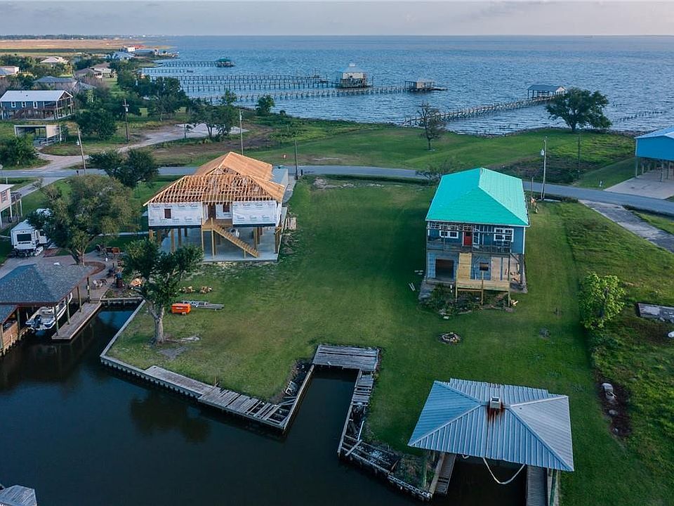 2nd image of Lake View Dr