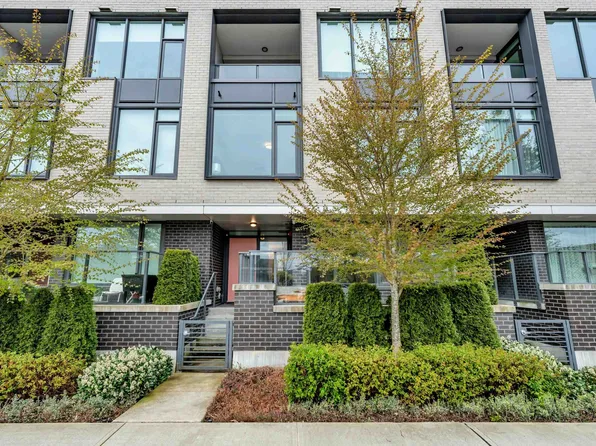 3699 Sexsmith Rd #5, Richmond, BC V6X 1V5