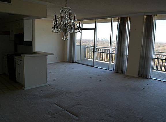 5th image of 6211 W Northwest Hwy APT 1506