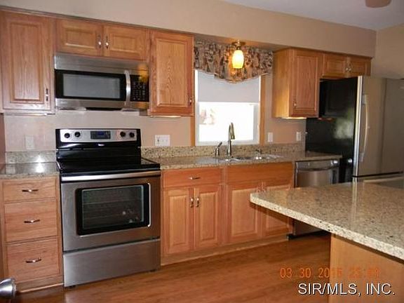 4th image of 1026 Florida St