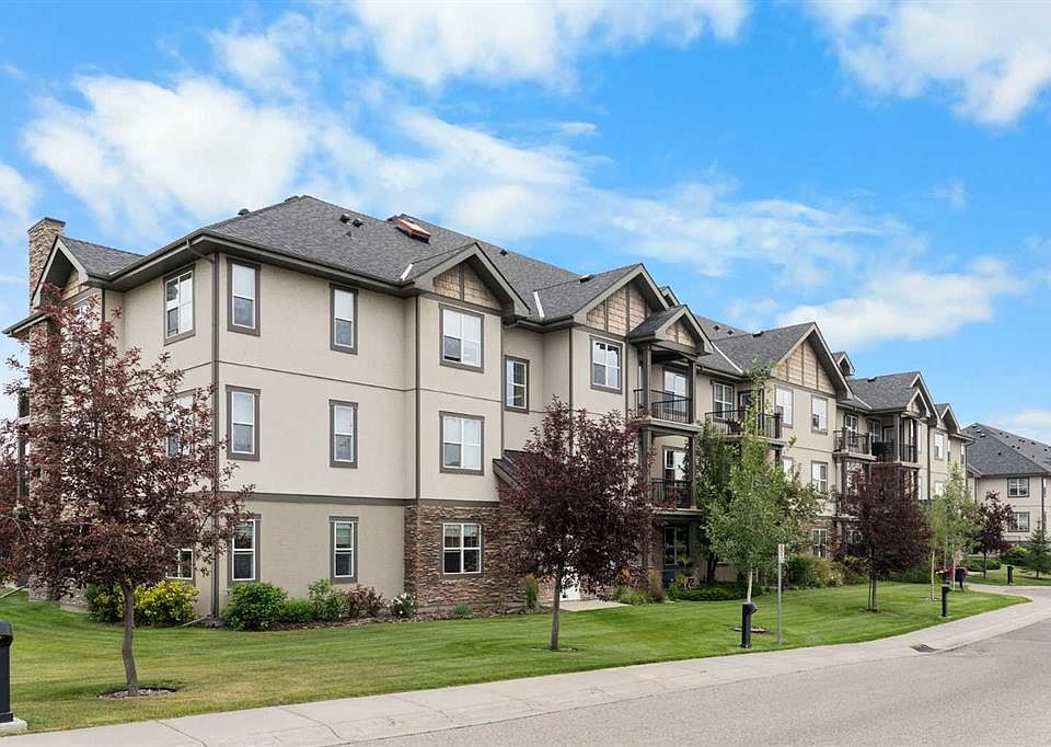 1st image of 25 W Prestwick Dr SE #310