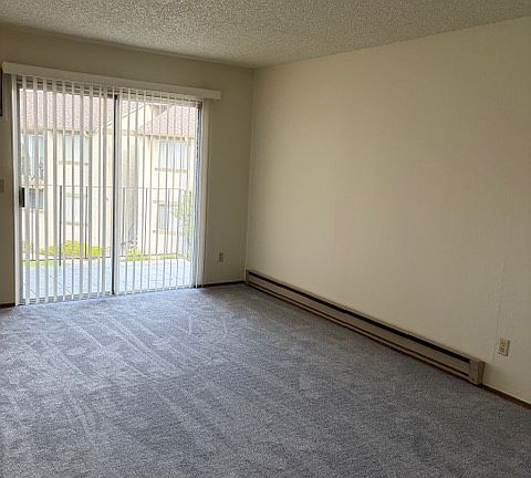 4th image of 2740 Park Ave #O