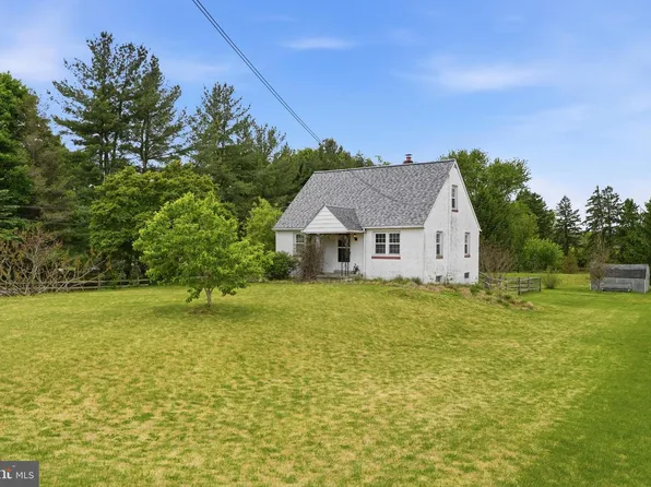 3250 Manor Rd, Coatesville, PA 19320