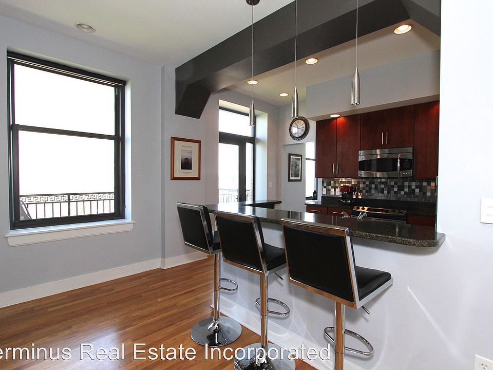 1st image of 531 S Gay St APT 904