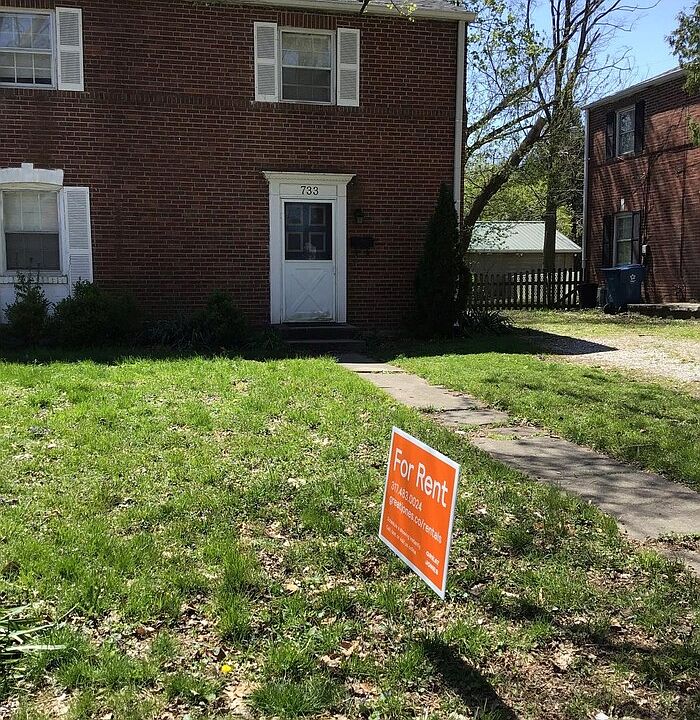 1st image of 733 Clarendon Pl