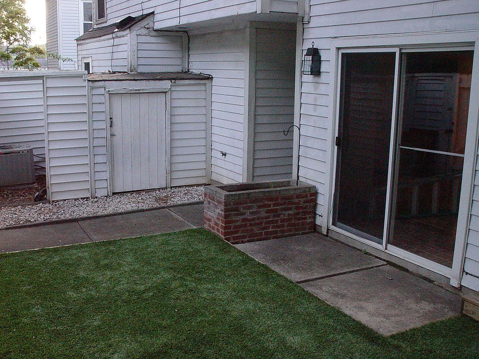 1st image of 6929 Stonington Ln
