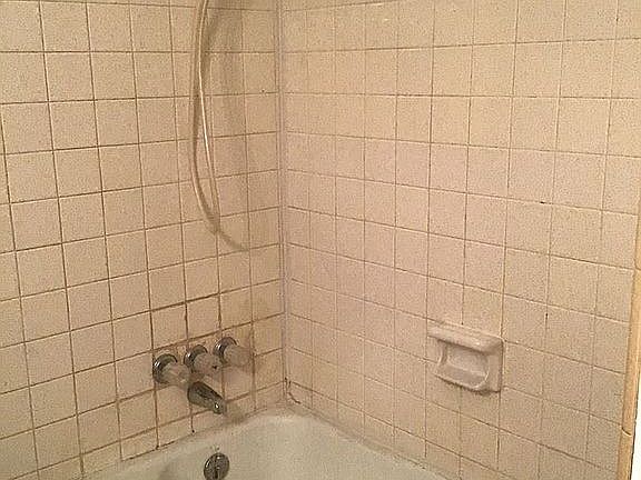 5th image of 605 S 25th St