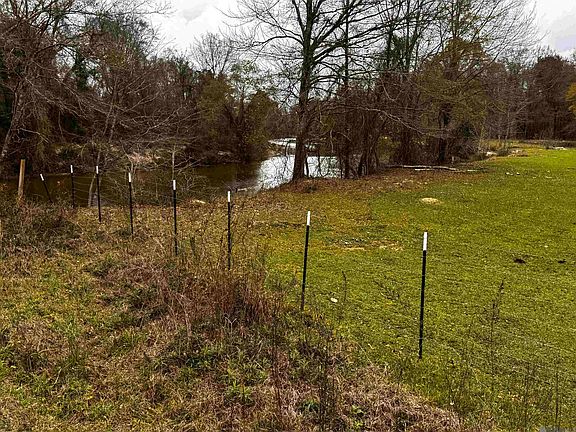 2nd image of Carpenters Landing Rd