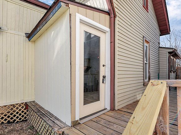 3rd image of 56 Jefferson St