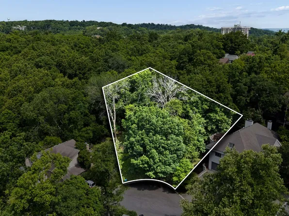 804 Harpeth Trace Pl, Nashville, TN 37221