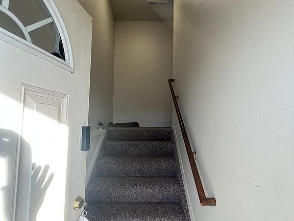 Stairs to from entry