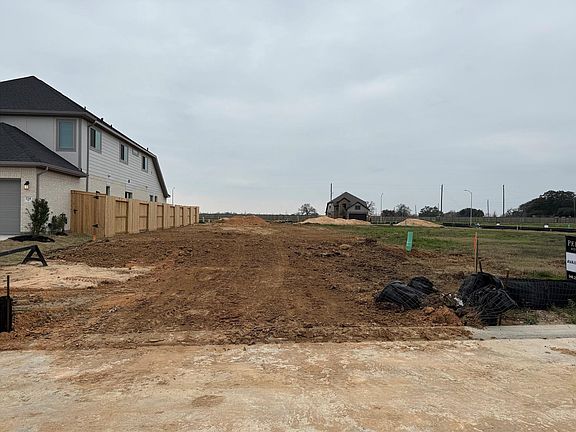 7th image of this home