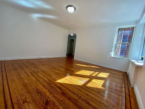 3rd image of 40 Woodruff Ave APT 508