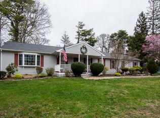 89 Crystal Spring Ave, North Falmouth, MA 02556