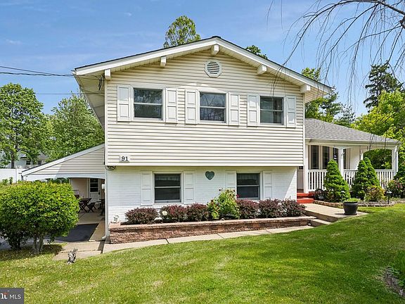3rd image of 91 Wedgewood Dr