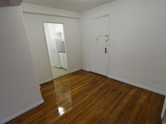 3rd image of 14467 41st Ave APT 432