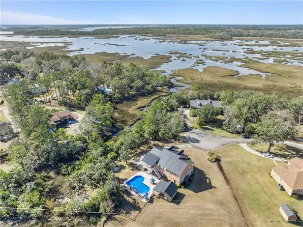210 Sandpiper Rd, Brunswick, GA 31523