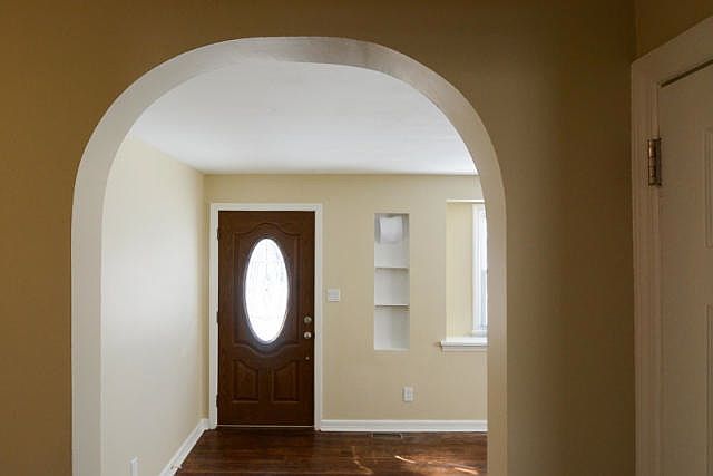 1st image of 2-21 32nd St