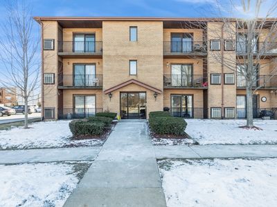 7321 175th St APT 1B, Tinley Park, IL, 60477