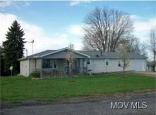 1645 Calder Ridge Rd, Belpre, OH 45714