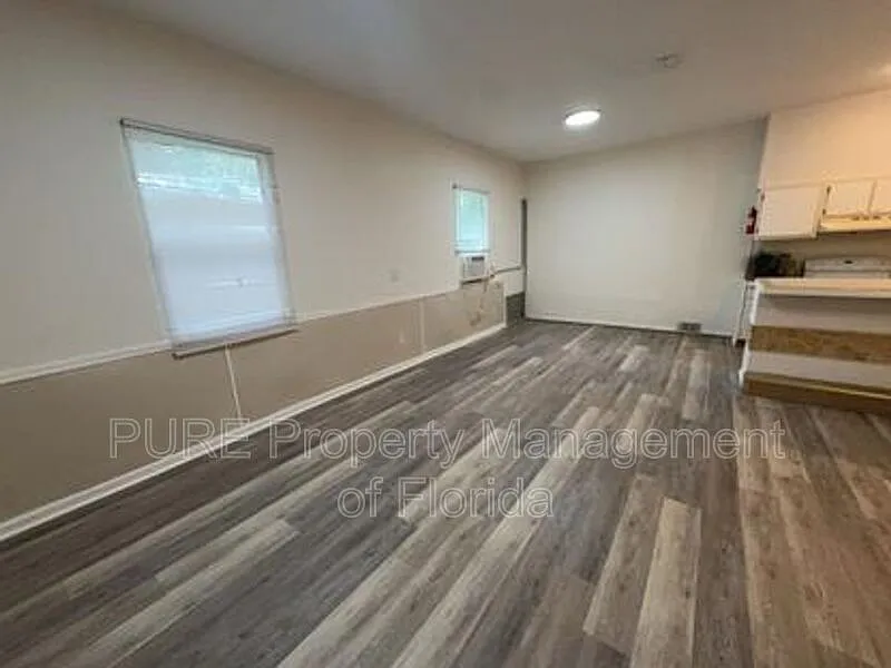 1 bed, 1.0 bath, $1,145 — Photo 4