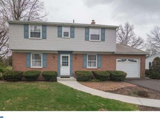 73 Kenwood Cir, Quakertown, PA 18951