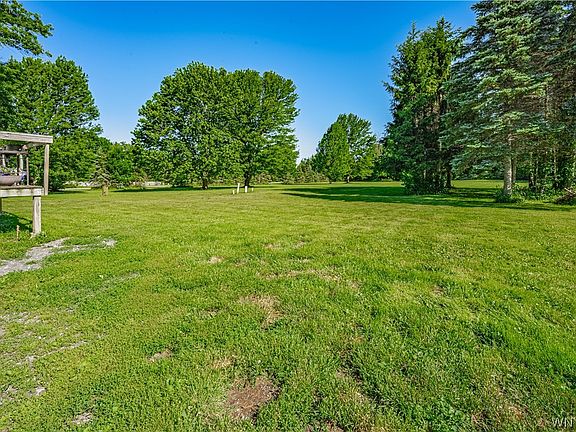 5th image of 3525 Coomer Rd