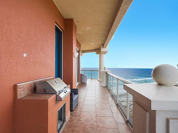 2nd image of 3 Portofino Dr #Penthouse 4
