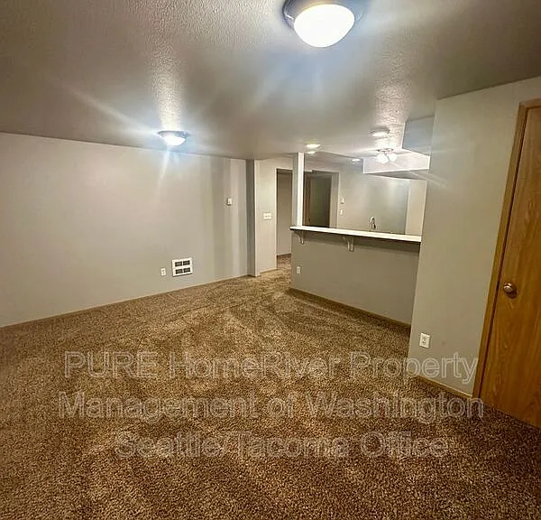 702 119th St S #B — Photo 11