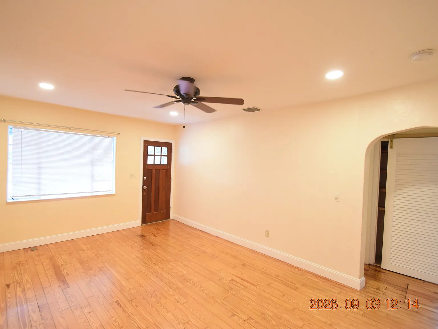1 bed, 1000 sqft, $1,250 — Photo 3