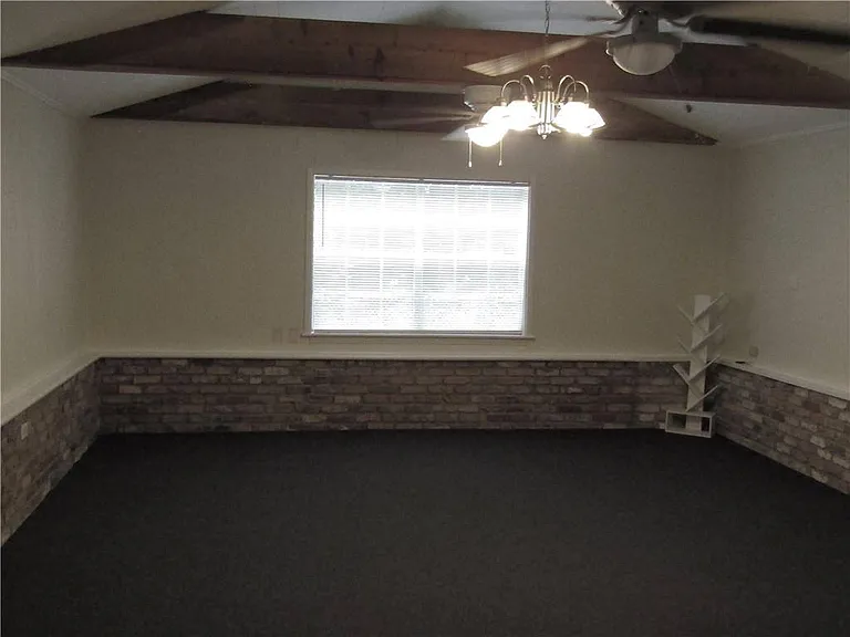 129 Fountain Dr — Photo 23