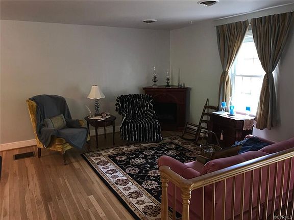 5th image of 8383 Jane Lee Cir