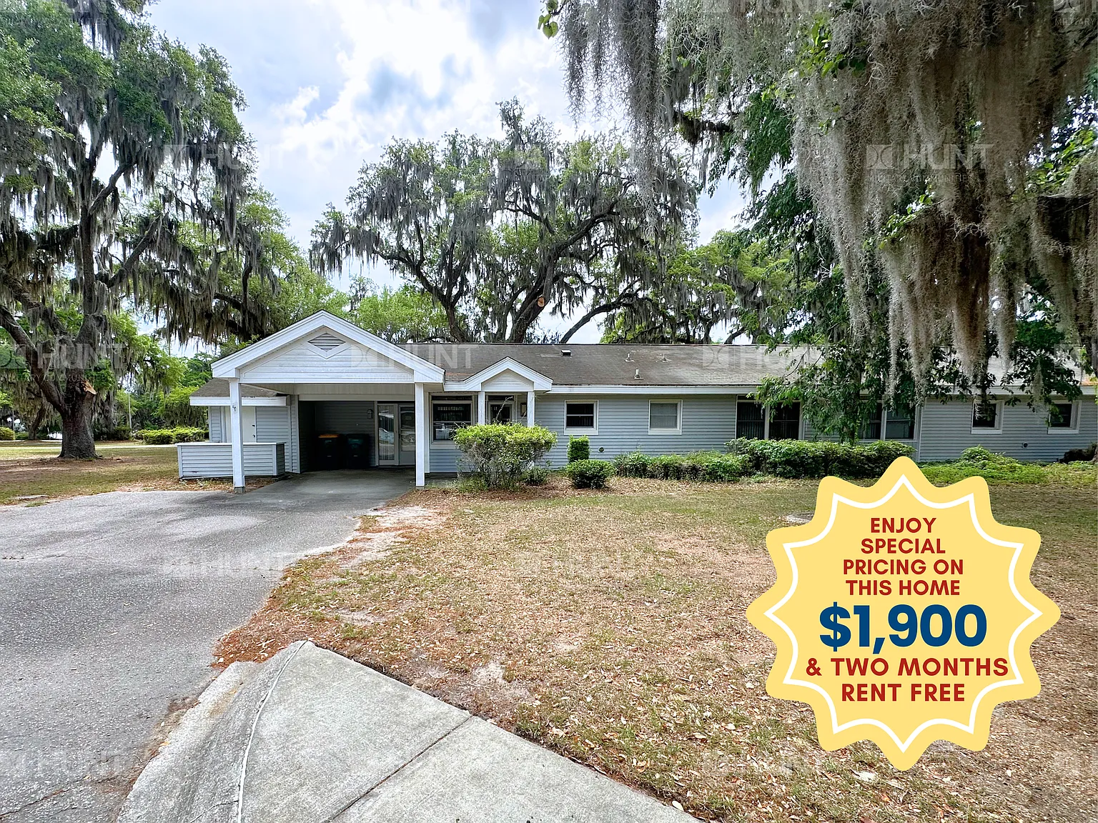3 bed, 1183 sqft, $1,900 — Photo 1