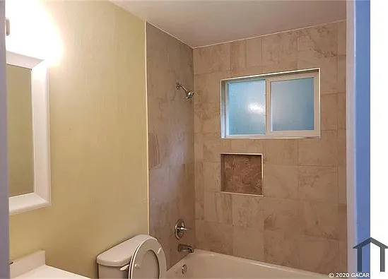 3515 NW 60th Ter — Photo 11
