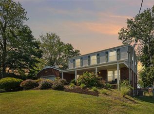 103 Arcola Dr, Coraopolis, PA 15108