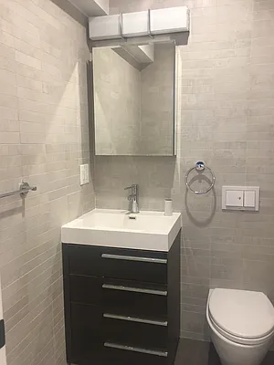 Rented by Evergreen Realty & Investments | media 32