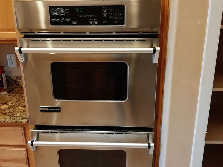 2424 N Leah Ln — Photo 16