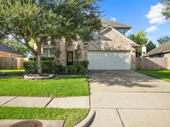 2322 Diamond Springs Dr, Pearland, TX 77584