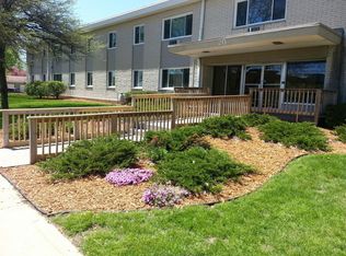 20 S Pontiac Dr, Janesville, WI 53545