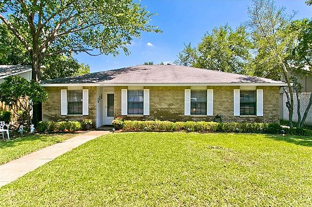 1st image of 3326 Overglen Dr
