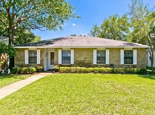 3326 Overglen Dr, Garland, TX 75043
