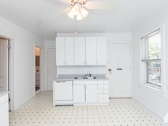 2nd image of 3035 N Southport Ave #2F