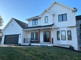 1724 N 169th St, Omaha, NE 68118