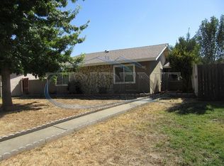 8958 El Oro Plaza Dr, Elk Grove, CA 95624