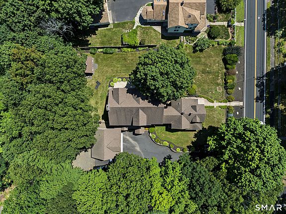 4th image of 25 Clintonville Road